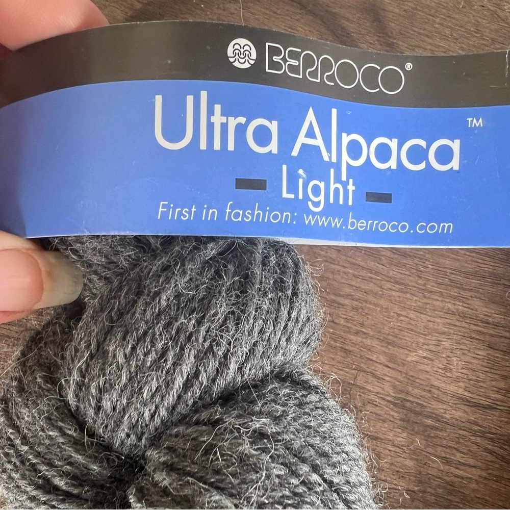 Berroco Ultra Alpaca Light 1152 Yards 14 Ounces Total - 50% Wool 50% Alpaca SOFT - Picture 2 of 9